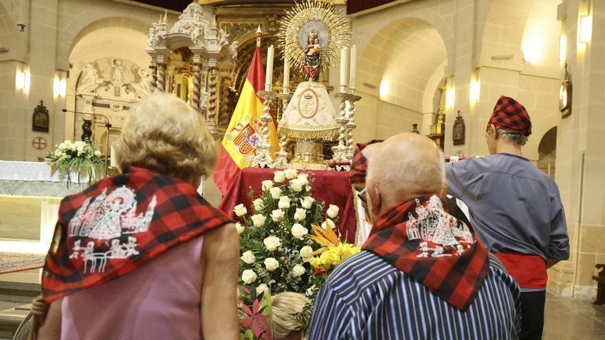 Una jota por la Virgen del Pilar del Centro Aragonés de Alicante