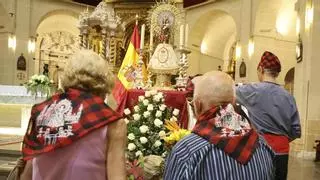 El Centro Aragonés de Alicante celebra el Día del Pilar con una ofrenda floral en San Nicolás