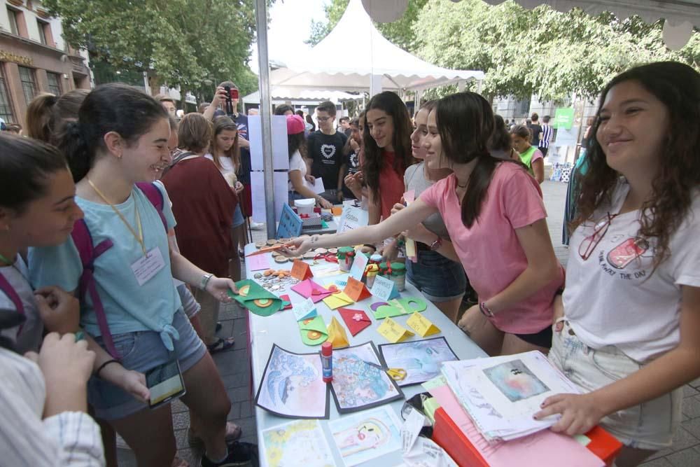 Los más jóvenes en la Feria del Emprendimiento