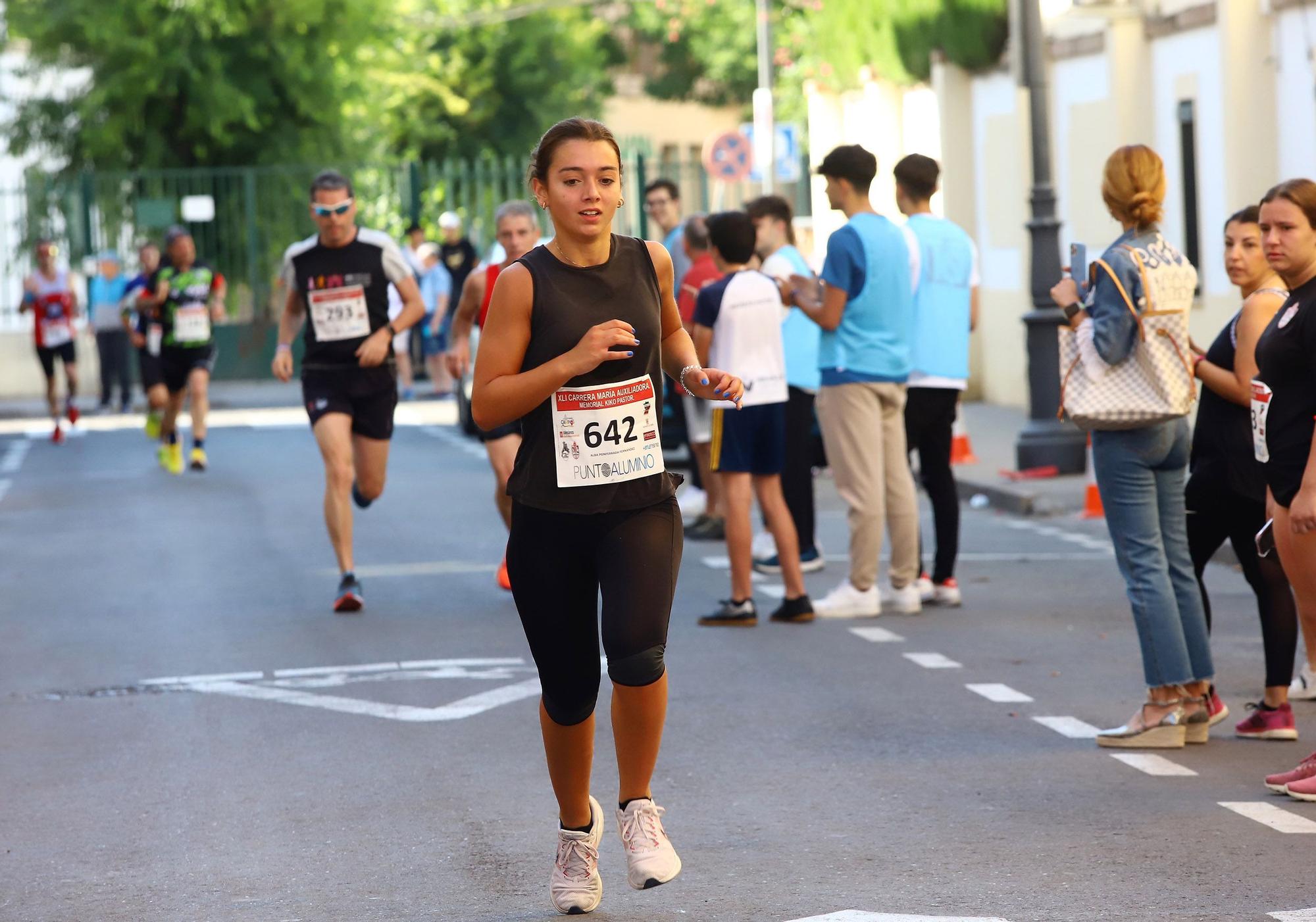 La carrera popular de María Auxiliadora en imágenes