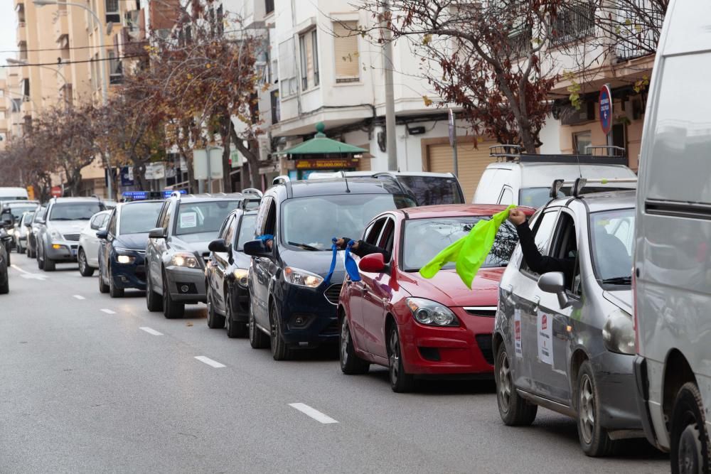 La caravana ha salido las 11 horas del ''parking'' del Pare Josep Manxarell de es Gorg, en Vila