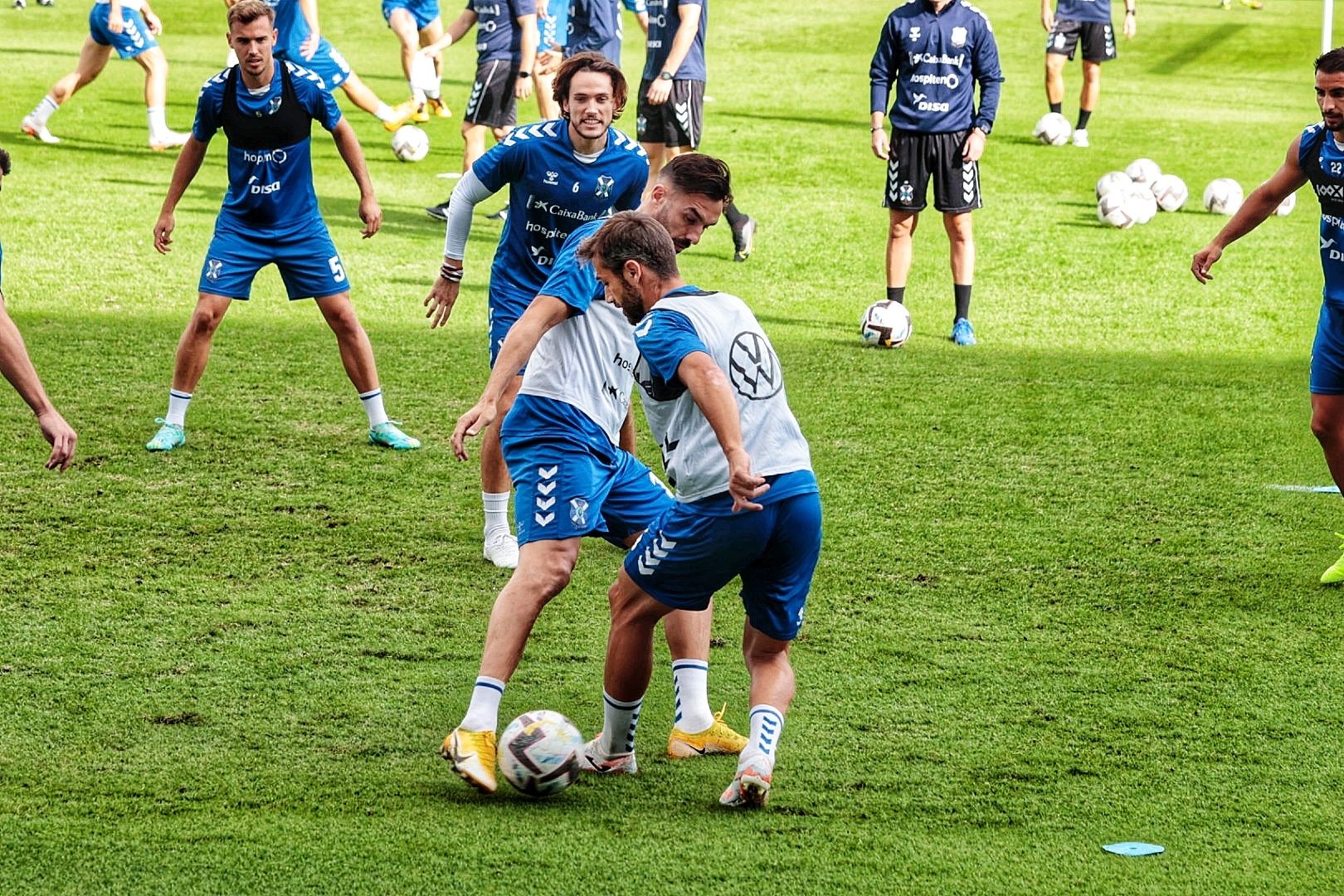 Entrenamiento del CD Tenerife antes del derbi canario