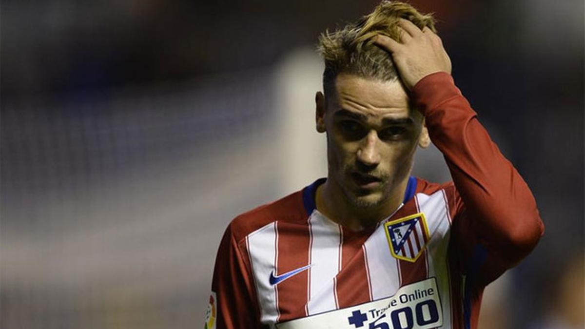 Griezmann durante el partido entre el Deportivo y el Atlético de Madrid