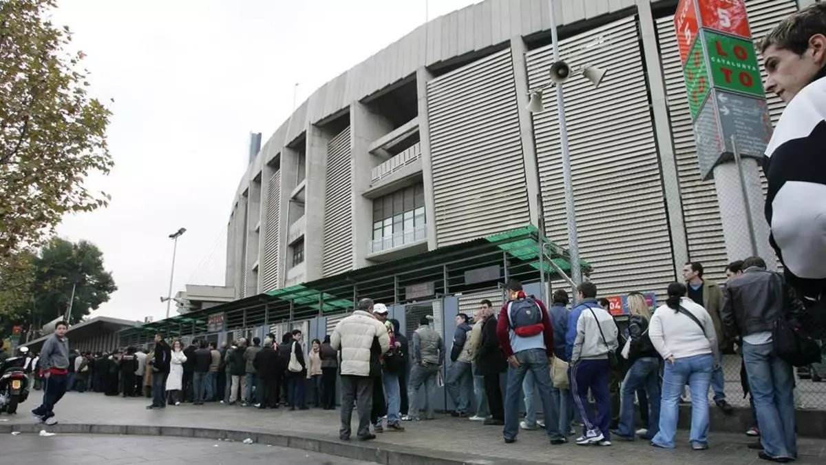 Campaña para reducir las molestias a los vecinos del Camp Nou