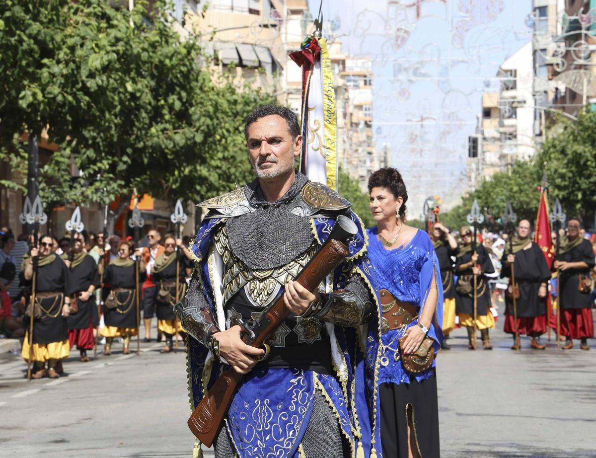 Los cristianos reconquistan el castillo en el último día de los Moros y Cristianos en Mutxamel