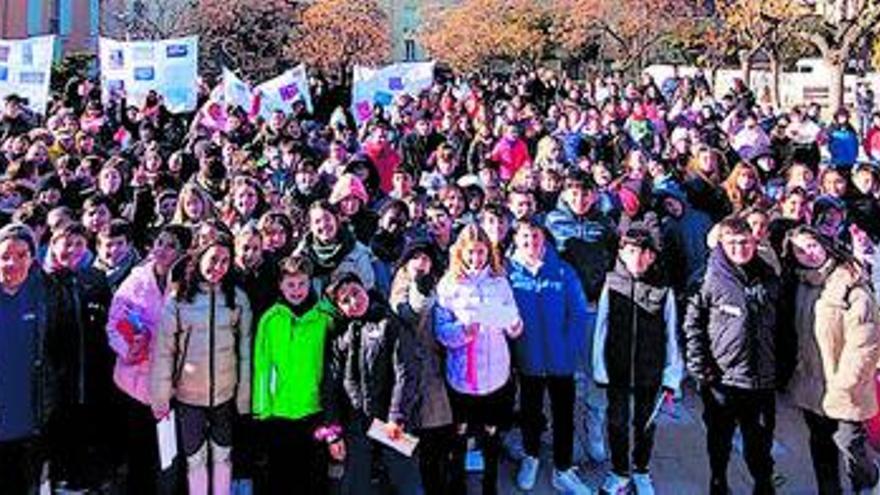 Esparreguera commemora avui el Dia Internacional Escolar de la No-Violència i la Pau