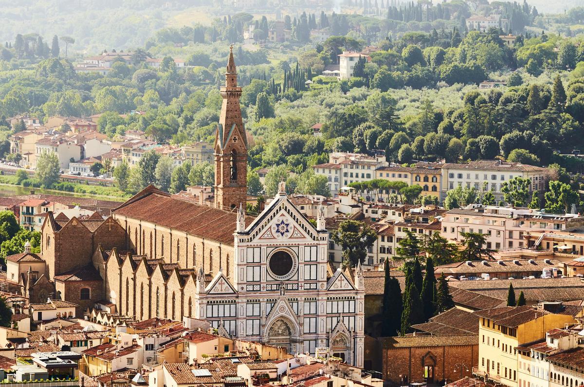 Basílica de Santa Croce desde arriba, en Florencia.