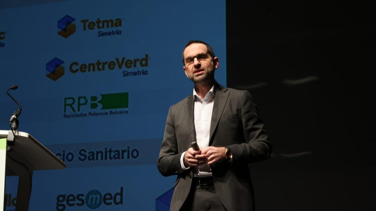 El director de Innovación del Grupo Simetría, Francisco Vea, en el Ecoforum