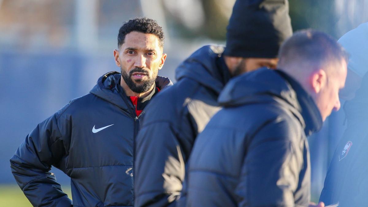 Gaël Clichy, en su primer entrenamiento con el SM Caen
