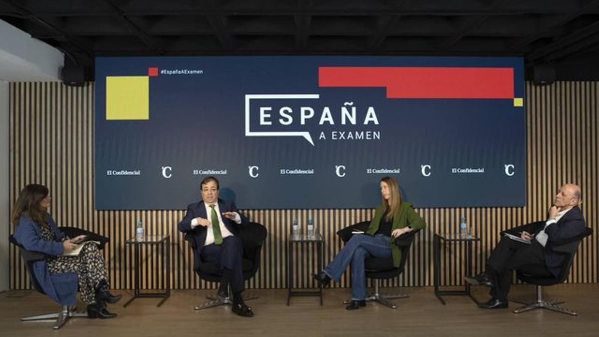Fernández Vara esta mañana en un acto-entrevista en El Confidencial.