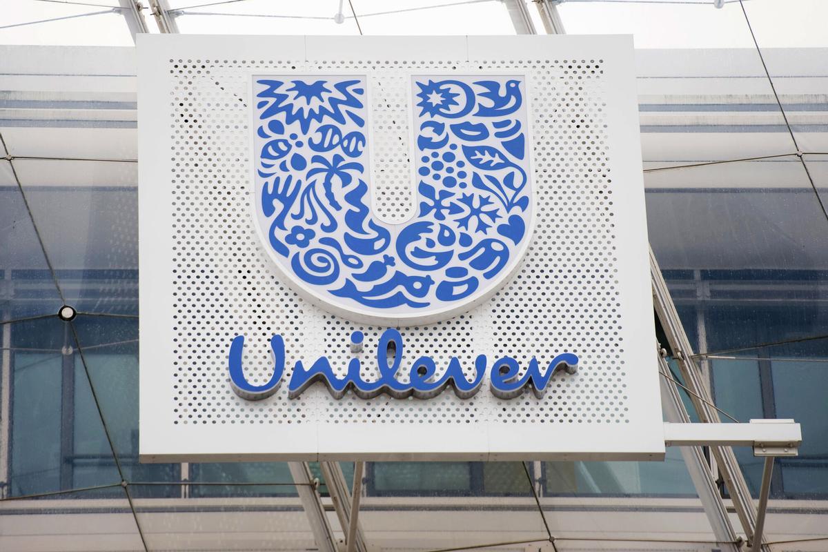 Logotipo de la multinacional Unilever en su sede de Hamburgo.
