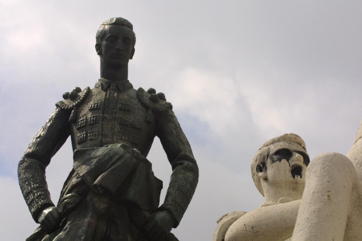 Vandalismo a la estatua de Manolete.