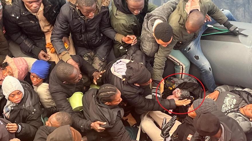 Así fue el rescate del bebé que nació en una patera el Día de Reyes: &quot;Salimos ya preparados&quot;