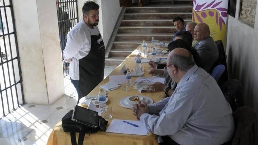 Castro del Río se prepara para la presentación de la Cofradía del Bacalao