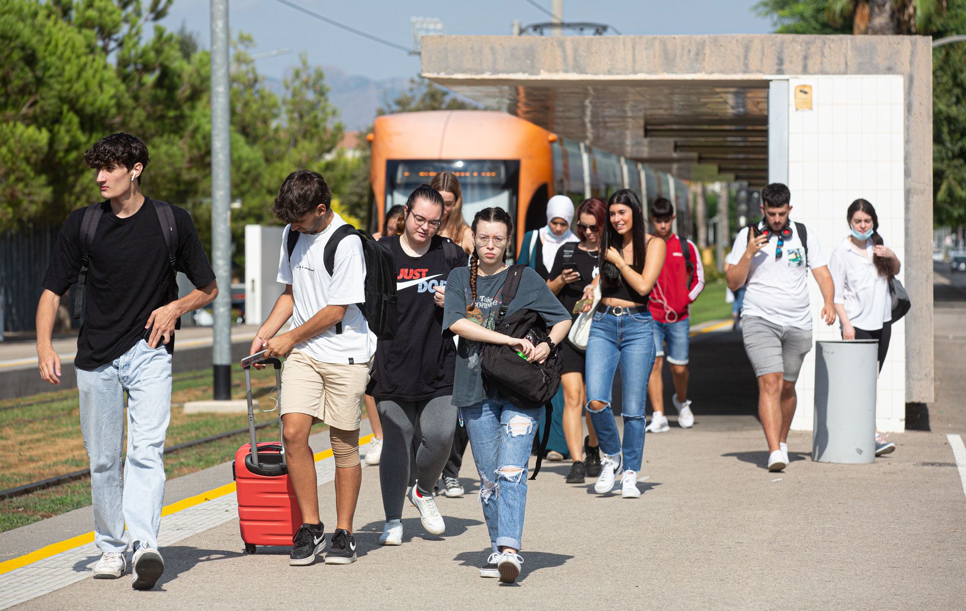 El TRAM "pesca" en la UA