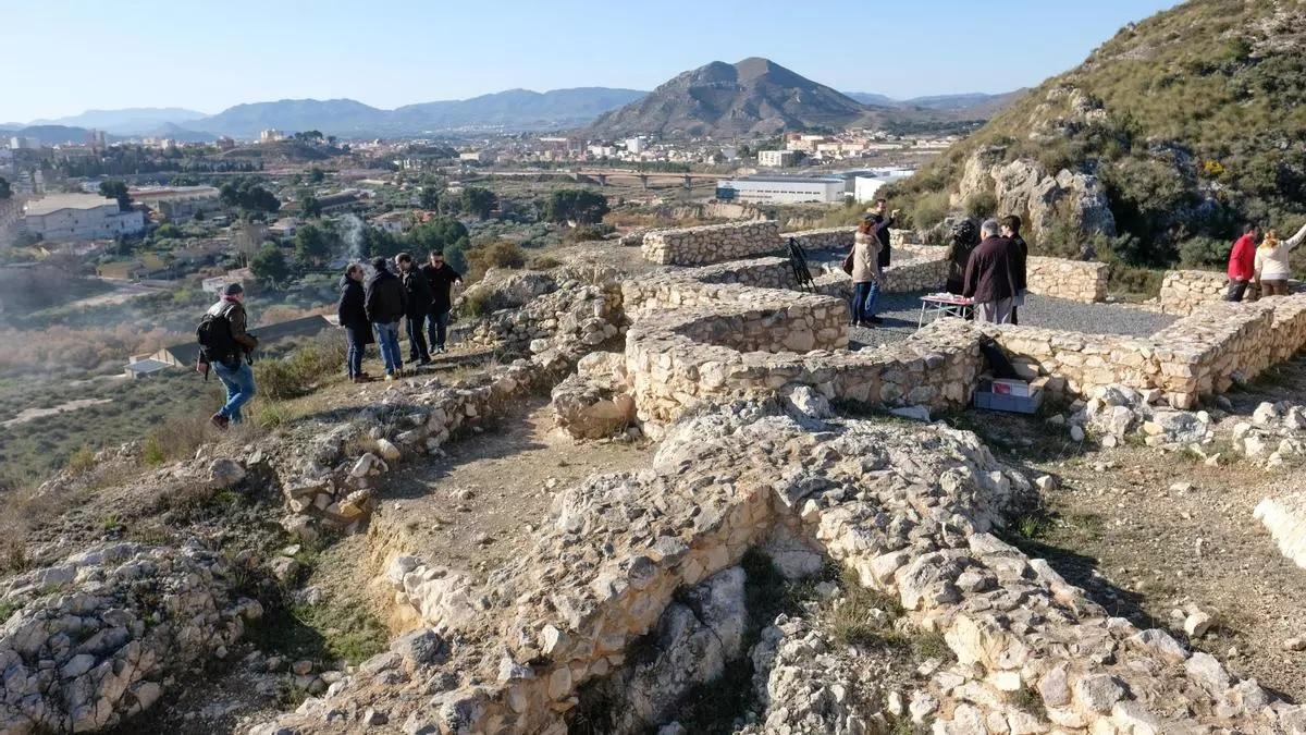 Los restos de la iglesia bizantina del yacimiento arqueológico de El Monastil de Elda.