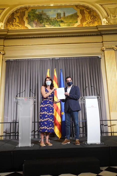 Presentació de l''acord entre JxCat i ERC a l''Ajuntament de Girona