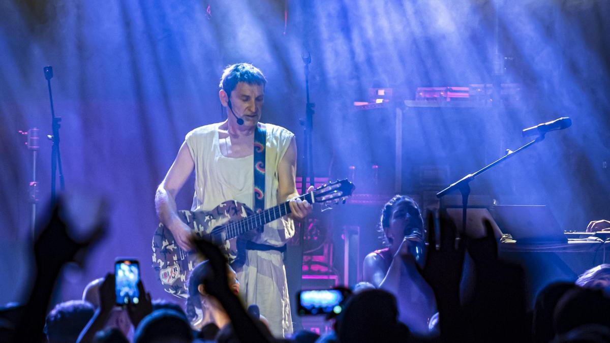 Concierto de Albert Pla & The Surprise Band en la sala Apolo