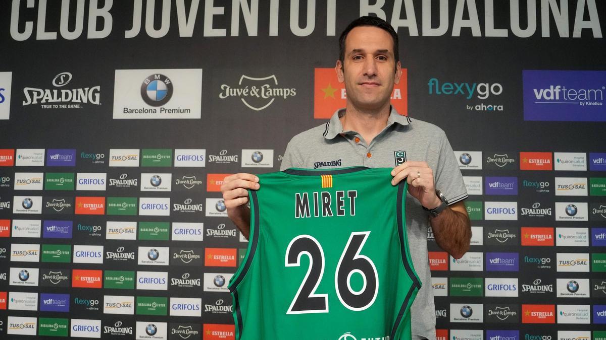 Dani Miret tendrá un duro test en su debut como entrenador de La Penya