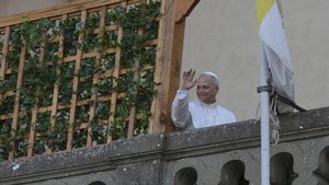 León XIV  antes de trasladarse este domingo a la localidad italiana de Castel Gandolfo para pasar dos semanas de reposo estival