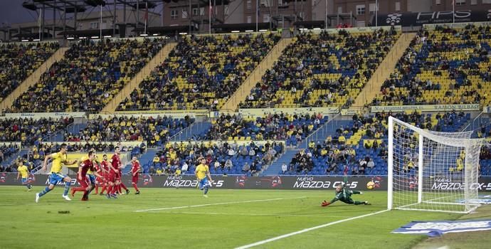 12.01.19. Las Palmas de Gran Canaria. Fútbol segunda división temporada 2018-19. UD Las Palmas-CA Osasuna. Estadio de Gran Canaria. Foto Quique Curbelo