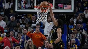 Jordan Poole, ante los Grizzlies