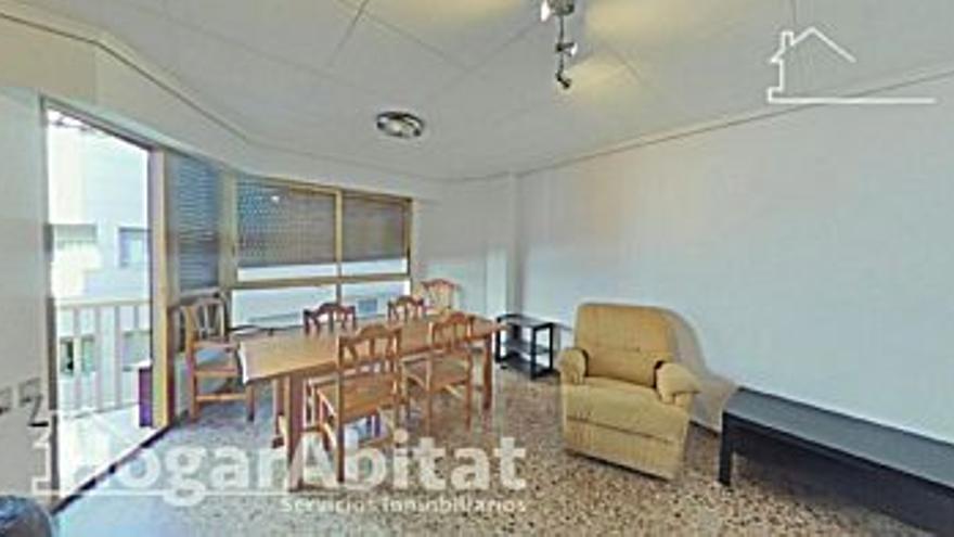 145.000 € Venta de piso en Algemesí 131 m2, 4 habitaciones, 2 baños, 1.107 €/m2, 3 Planta...