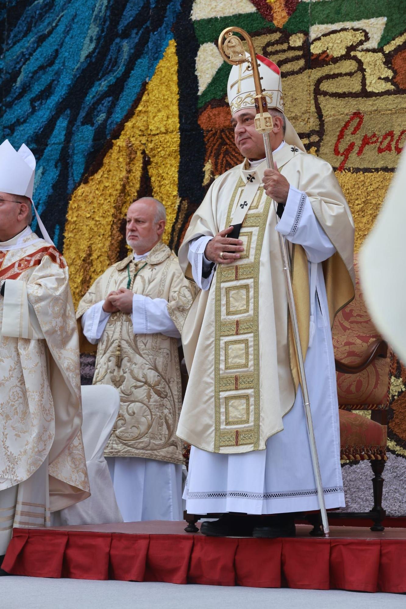 Todas las fotos de la Missa d'Infants en la plaza de la Virgen