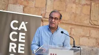 Rafa Mateos reivindica la bajada del IBI en Cáceres: "El dinero tiene que estar en el bolsillo de los ciudadanos"