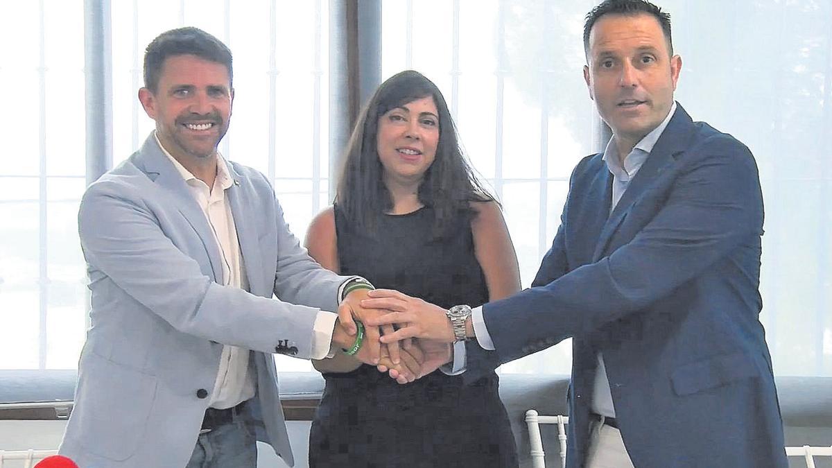 José Pino, María Leonor Muñiz y Juan Merino sellaron este nuevo pacto provincial.