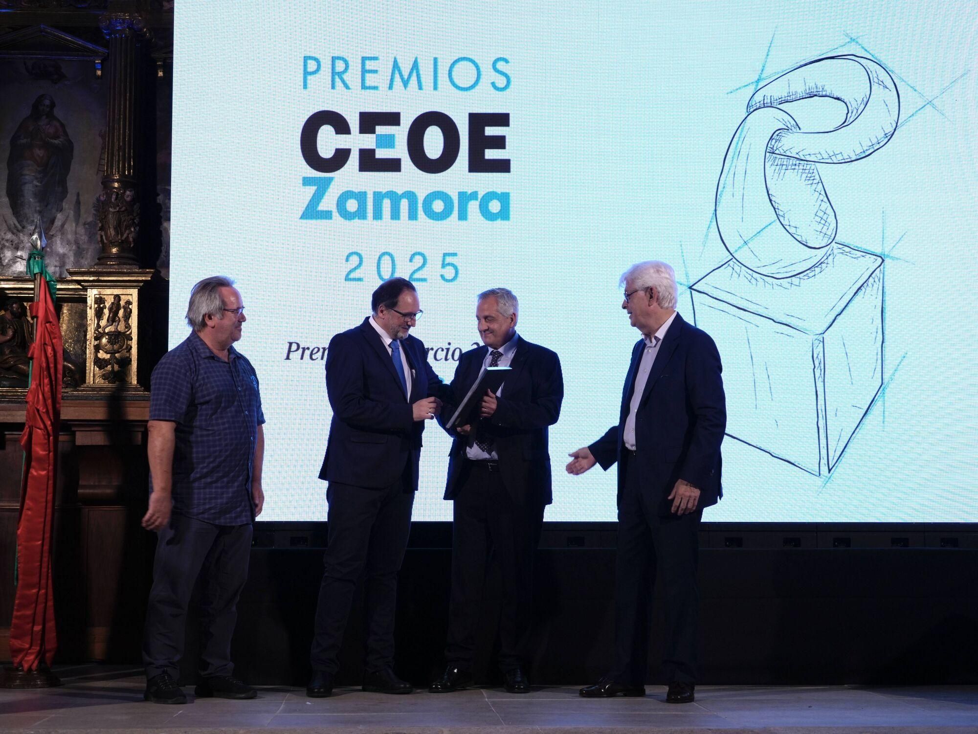 La gala "Empresario del Año" de CEOE Zamora, en imágenes