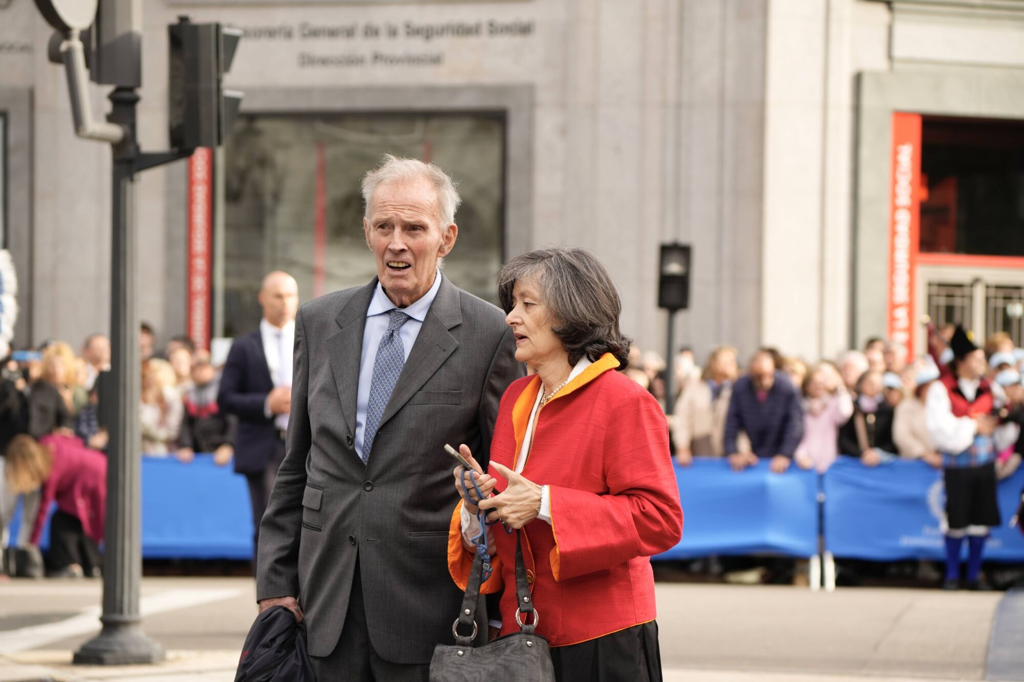 Así fue la llegada de los invitados a los premios "Princesa de Asturias" y su paso por la alfombra azul