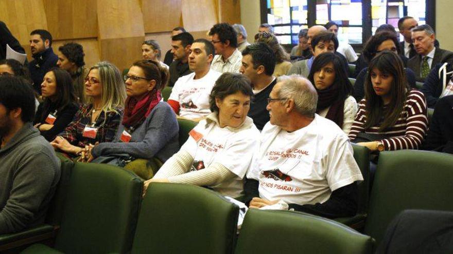 Belloch desaloja del pleno a los vecinos de Rosales de Canal