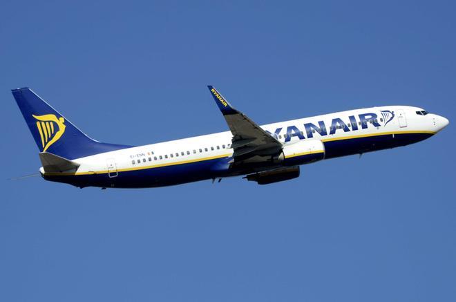 Ryanair sigue siendo la aerolínea que más CO2 emite