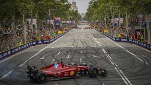 Exhibición de la Fórmula 1 en el paseo de Gràcia, en Barcelona.