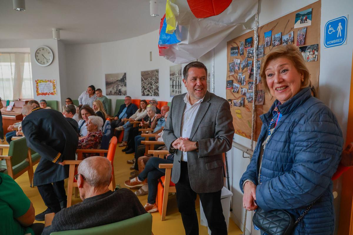El gerente del Consorcio y la líder de la oposición visitaron el centro.
