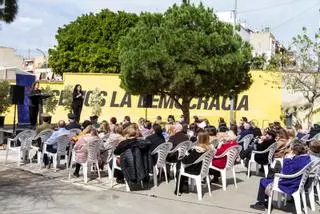 Homenaje a la mujer alicantina a través de las trabajadoras históricas de la fábrica de las Cigarreras