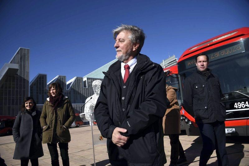 Presentación de la nueva flota de autobuses híbridos de Zaragoza