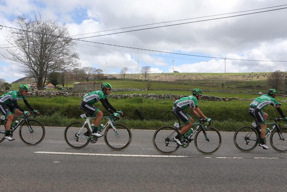 Carthy gana la primera etapa de la Vuelta a Asturias