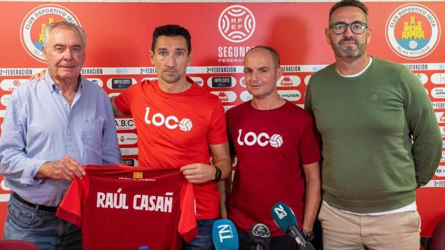 Raúl Casañ es presentado oficialmente como nuevo entrenador del CD Ibiza