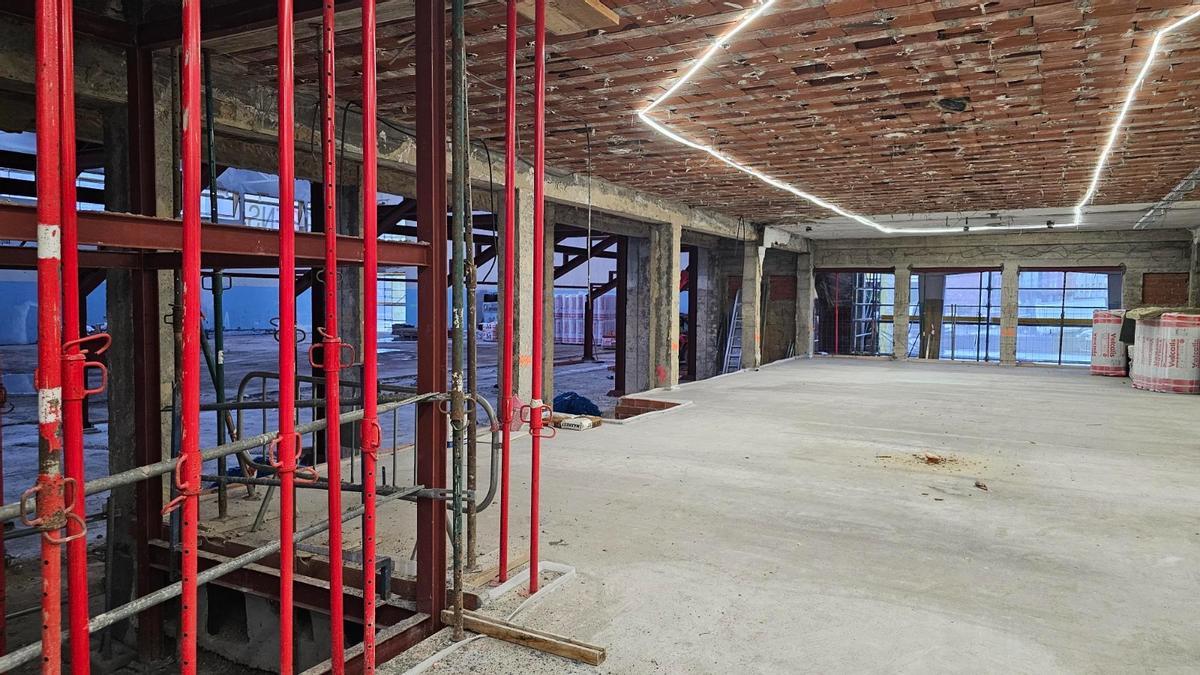 Obras en el polideportivo.