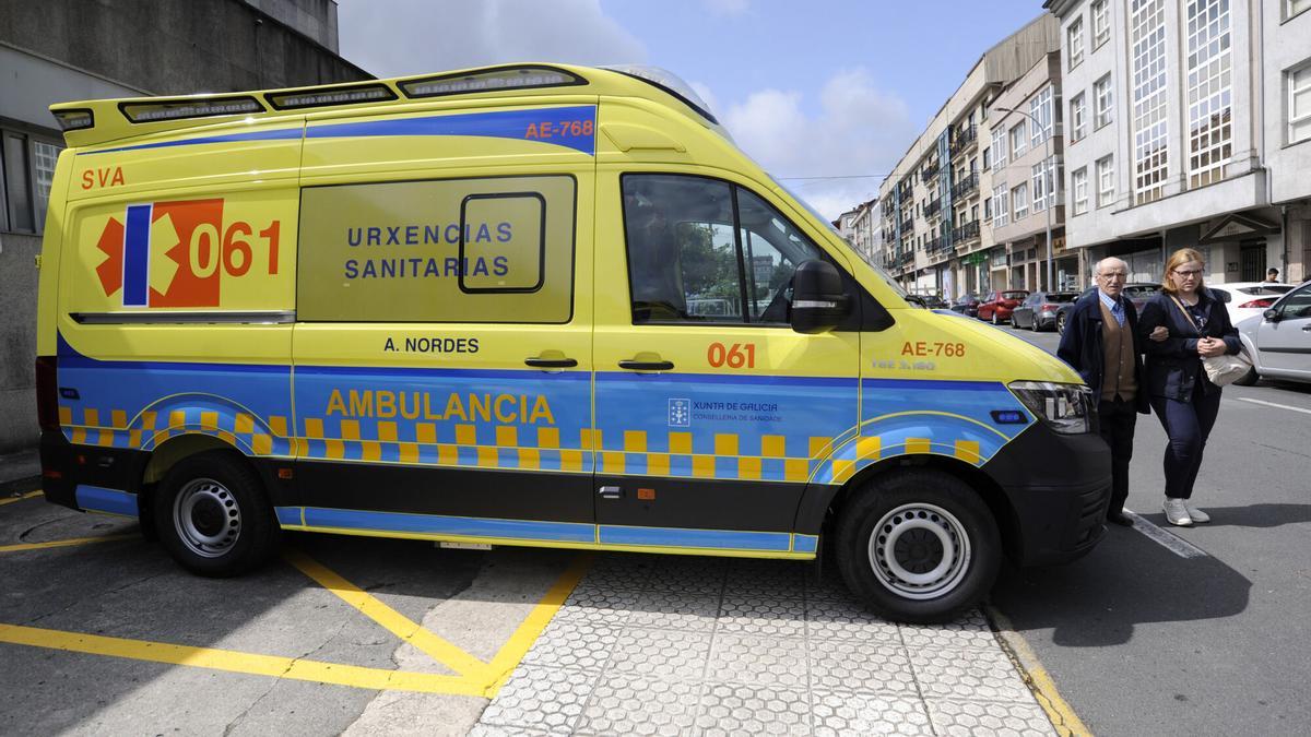 Una ambulancia del 061en Galicia