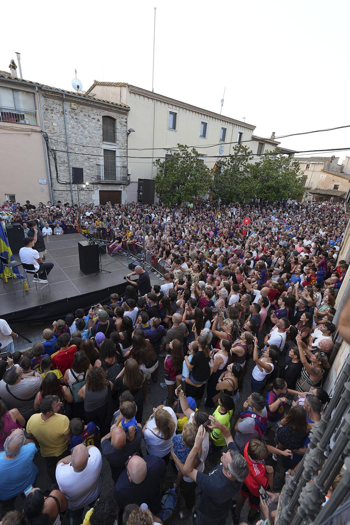 vILABLAREIX Plaça del Perelló Recepció institucional de l'Ajuntament de Vilablareix a Pau Cubarsí