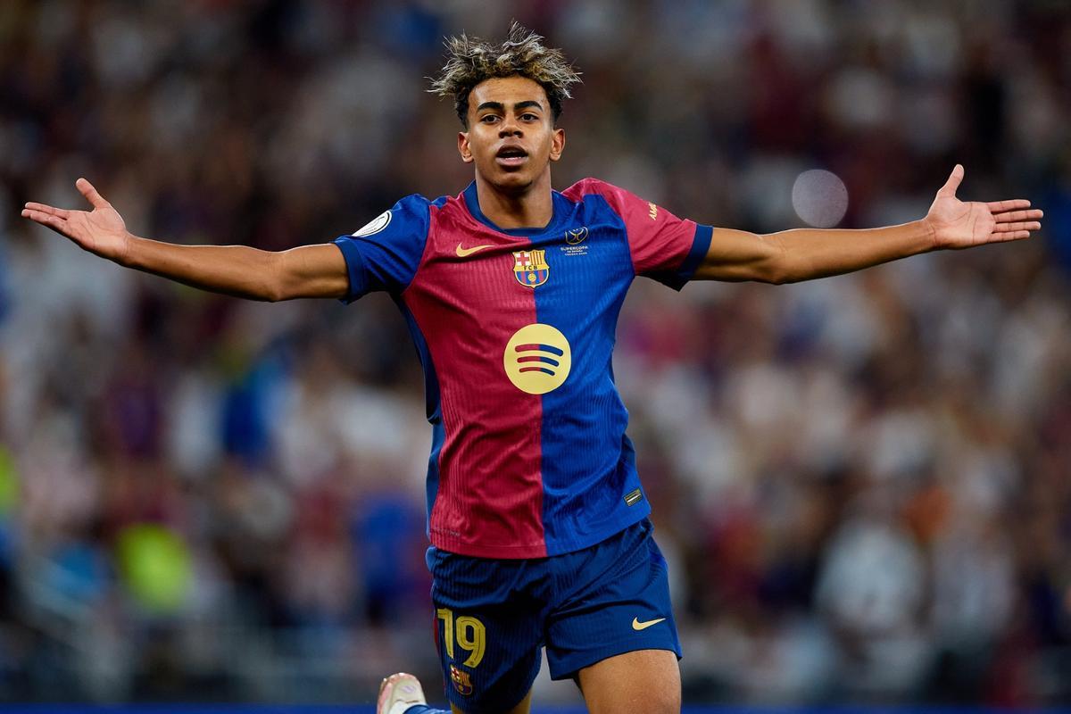 Lamine Yamal marca el 1-1 en la final de la Supercopa