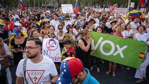 Venezolanos se manifiestan en el centro de Barcelona este sábado