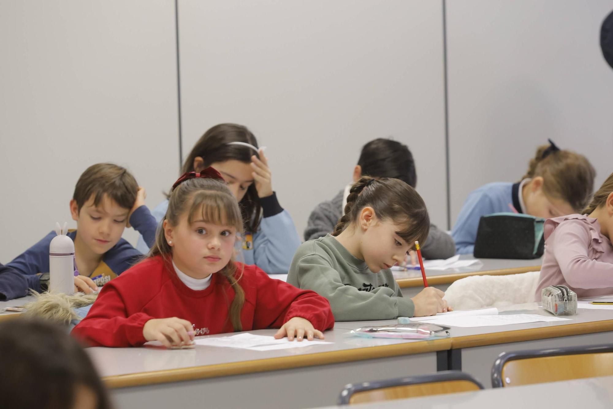 Dos mil niños participan en la Olimpiada Matemática que hoy ha organizado el Colegio Guadalaviar en la UPV