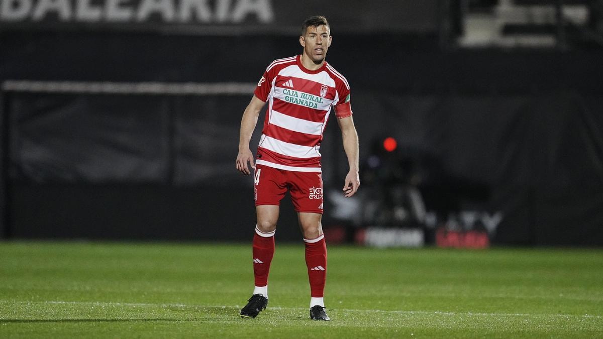 Rubén Alcaraz se perderá el Granada CF-Málaga CF.