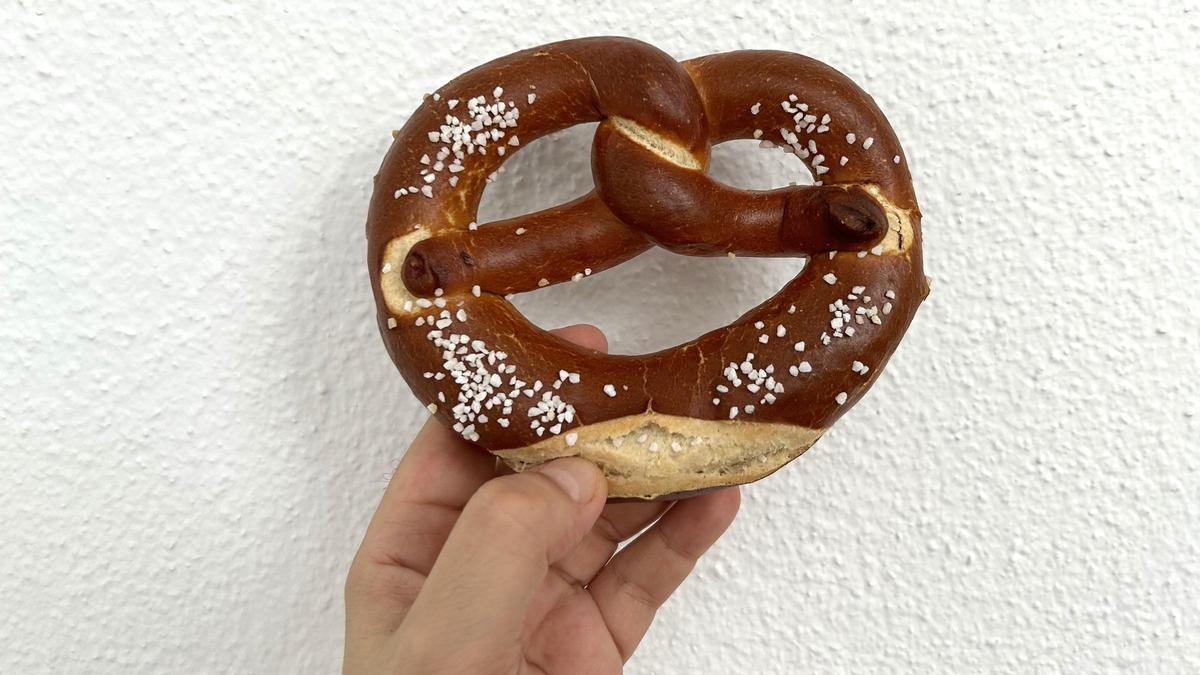 Un pretzel de la pastelería alemana Brotzeit de Barcelona