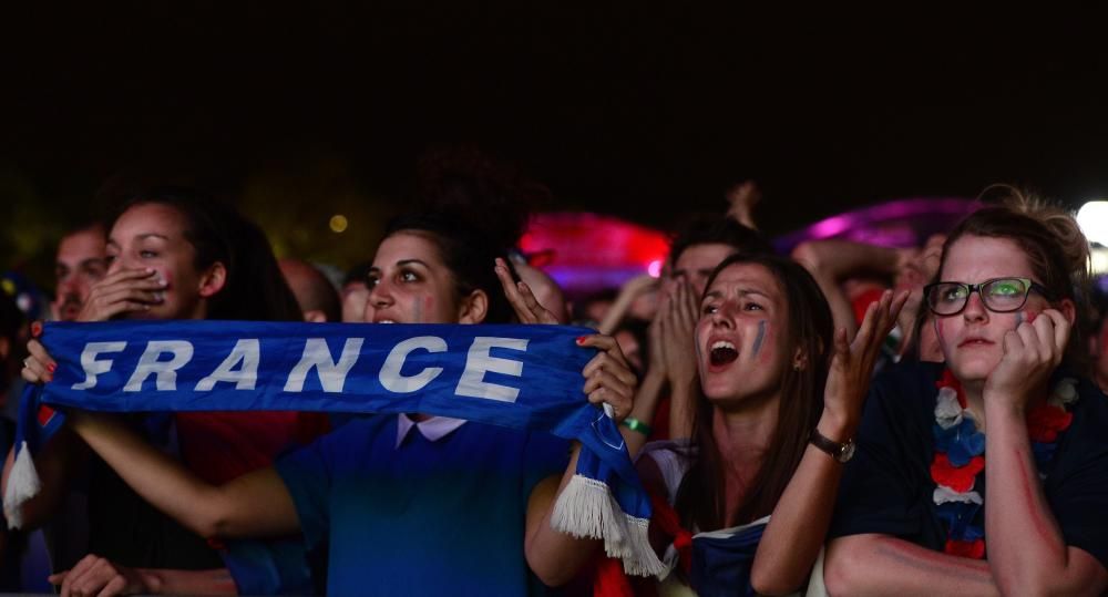 La afición de Francia, desolada