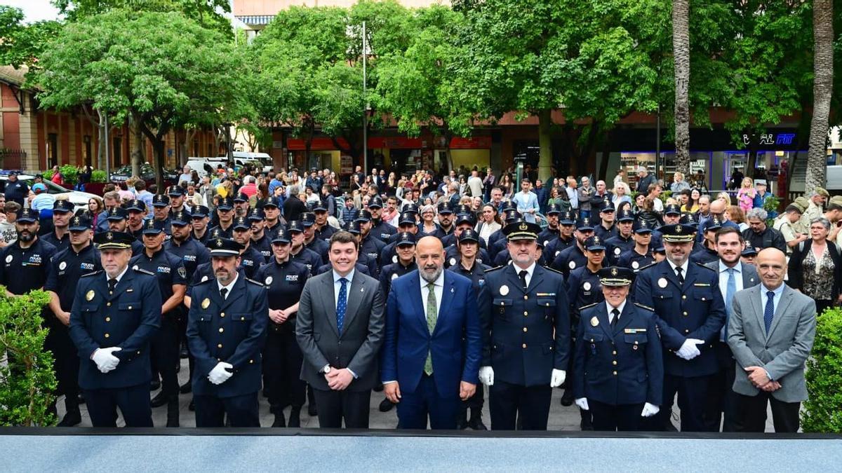 Toma de posesión de los 55 nuevos agentes de la Policía Local de Palma en la Plaza París.